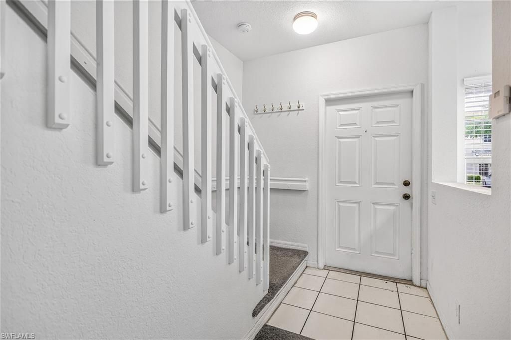 8073 Pacific Beach Dr, Fort Myers, FL 33966 Photo