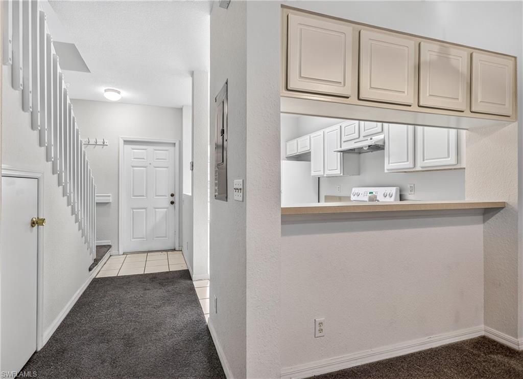 8073 Pacific Beach Dr, Fort Myers, FL 33966 Photo