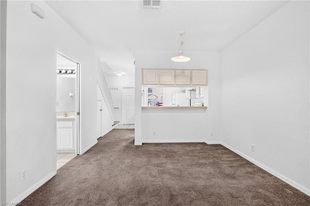 8073 Pacific Beach Dr, Fort Myers, FL 33966 Photo