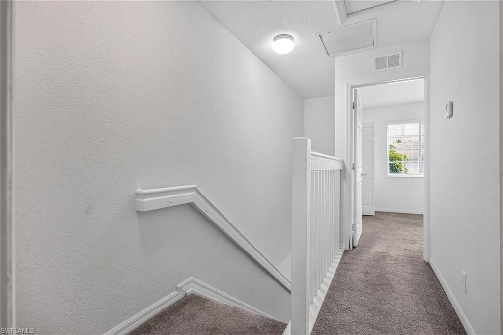 8073 Pacific Beach Dr, Fort Myers, FL 33966 Photo