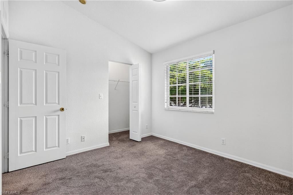 8073 Pacific Beach Dr, Fort Myers, FL 33966 Photo