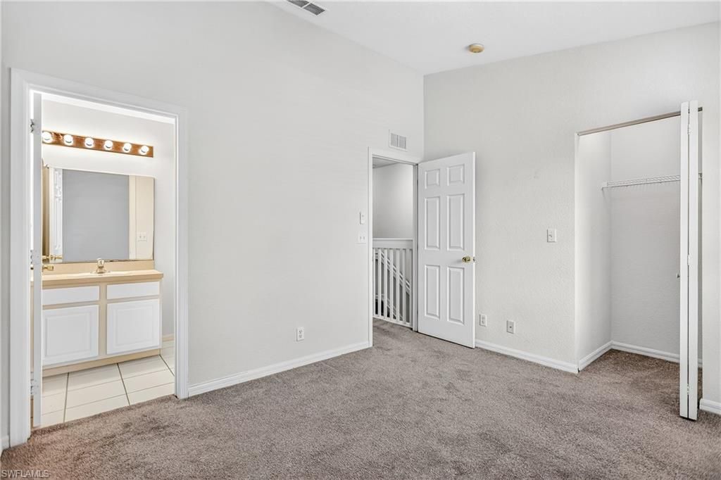 8073 Pacific Beach Dr, Fort Myers, FL 33966 Photo