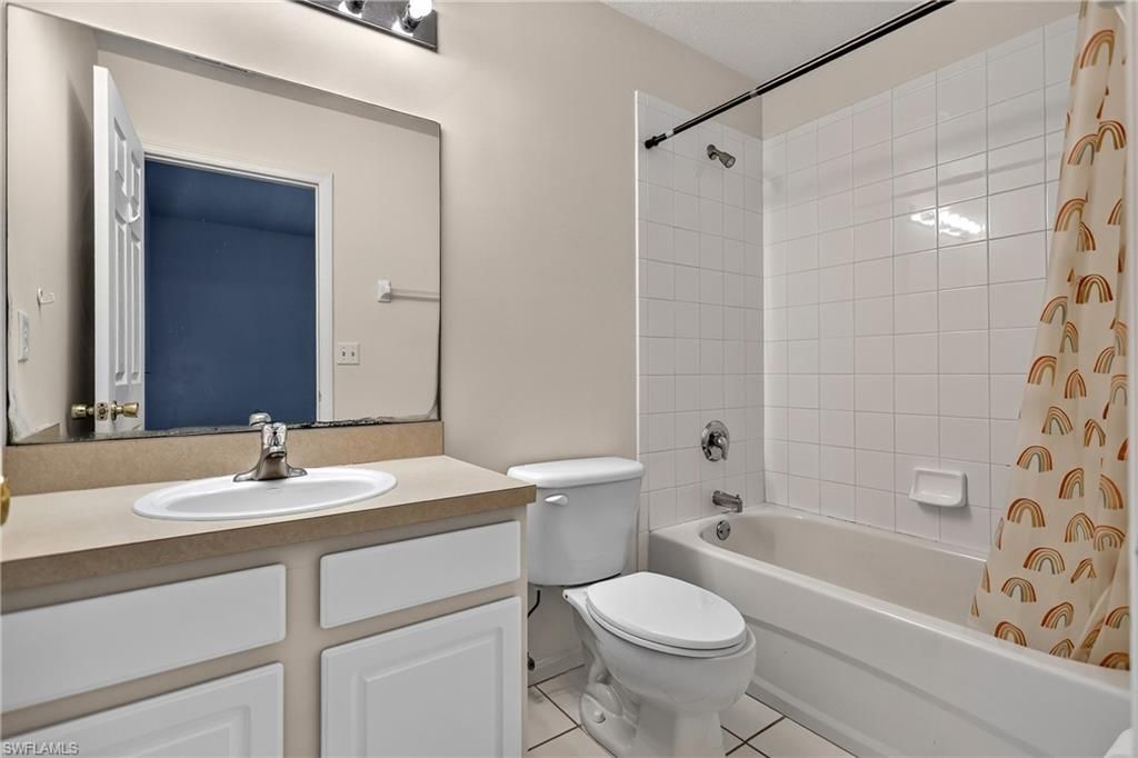 8073 Pacific Beach Dr, Fort Myers, FL 33966 Photo