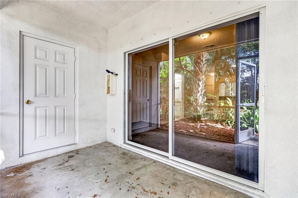 8073 Pacific Beach Dr, Fort Myers, FL 33966 Photo