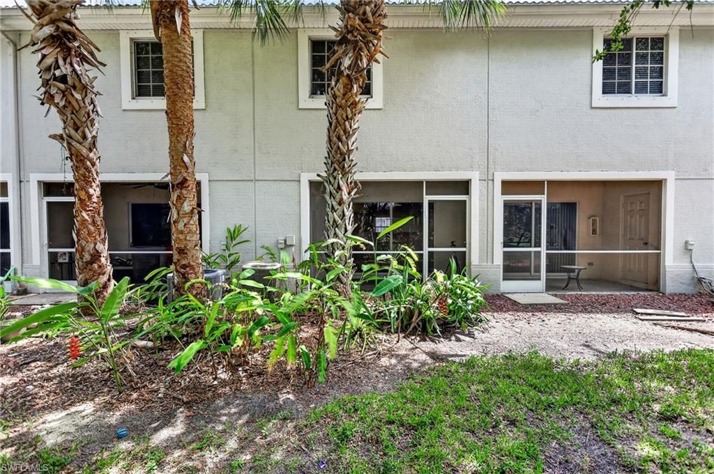 8073 Pacific Beach Dr, Fort Myers, FL 33966 Photo