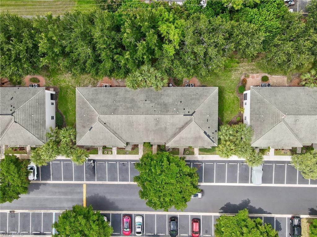 8073 Pacific Beach Dr, Fort Myers, FL 33966 Photo