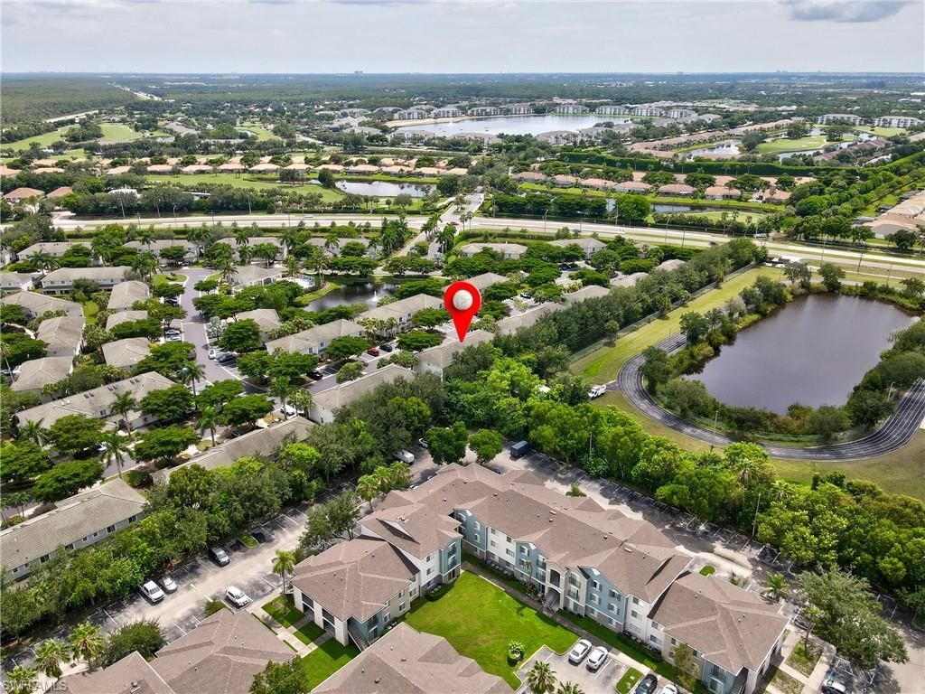 8073 Pacific Beach Dr, Fort Myers, FL 33966 Photo