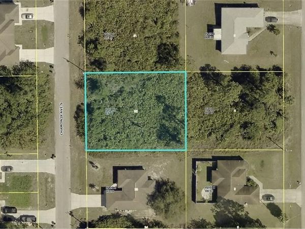 385 Chamonix AVE S, LEHIGH ACRES, FL 33974