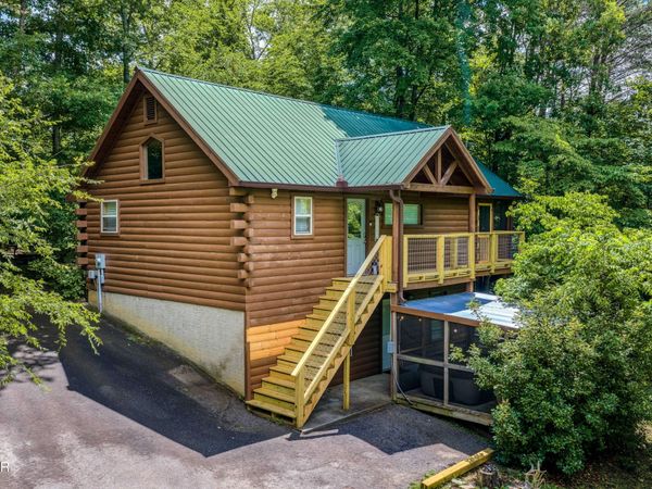 612 Magic Kingdom Lane, Sevierville, TN 37862