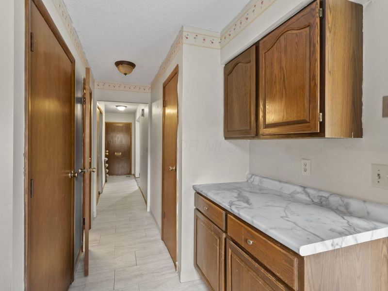 6198 Stornoway Drive S, Columbus, OH 43213 Photo 11