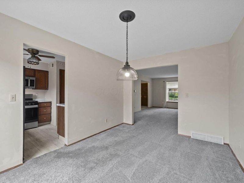 6198 Stornoway Drive S, Columbus, OH 43213 Photo 16