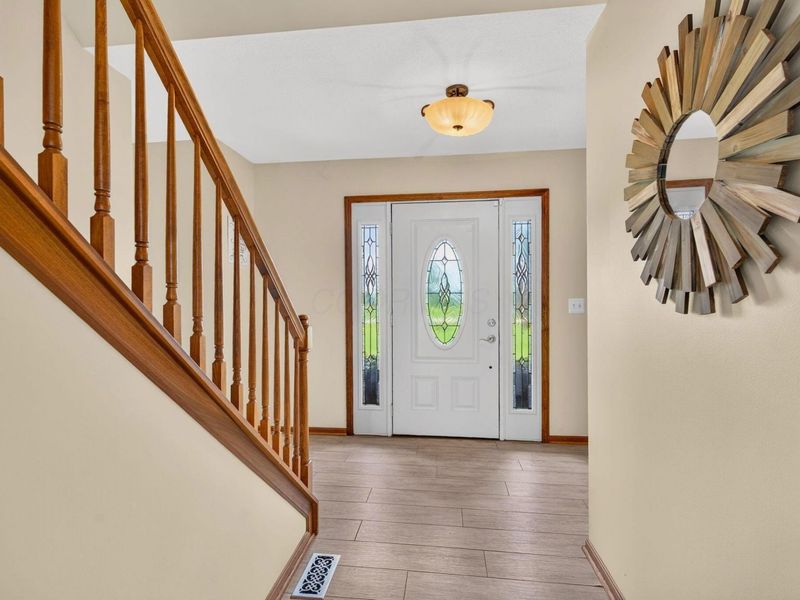 1210 Chester Way NW, Canal Winchester, OH 43110 Photo 7