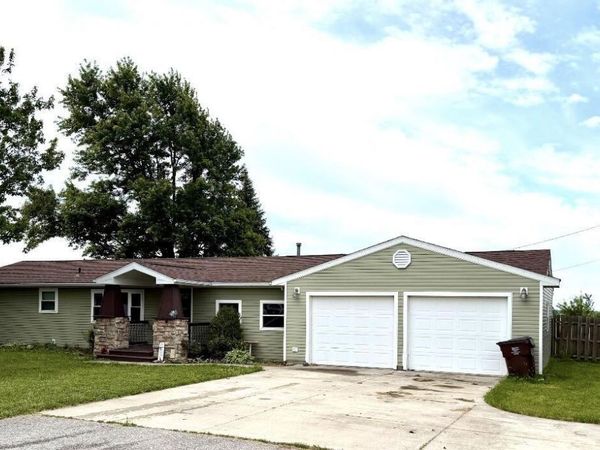 27468 Ayersville Pleasant Bend Road , Defiance, OH 43512