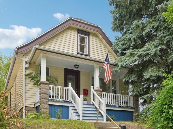1731 E Bennett AVENUE, Milwaukee, WI 53207