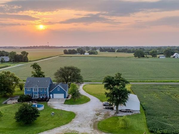 15443 Salem Road, Dow, IL 62022
