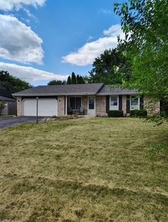 136 Dolores Street, Oswego, IL 60543 Main Photo