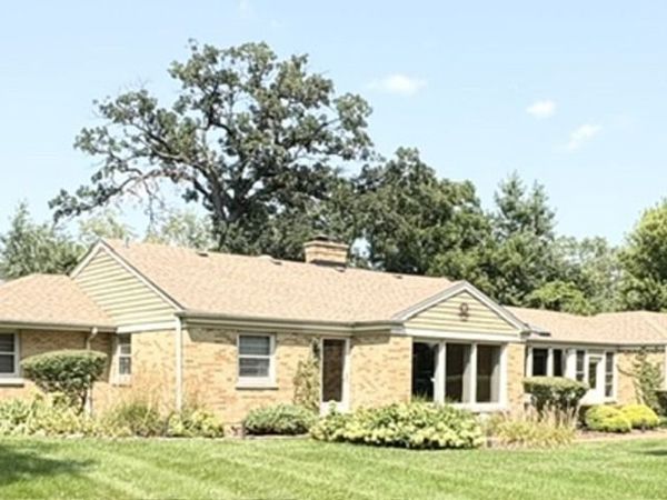 17W163 Oak Lane , Bensenville, IL 60106
