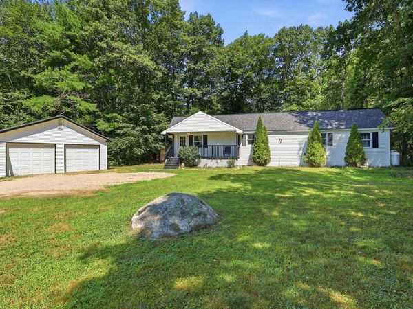 37 Shaw Road , New Gloucester, ME 04260