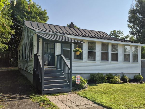 39 Sawyer Street , Waterville, ME 04901