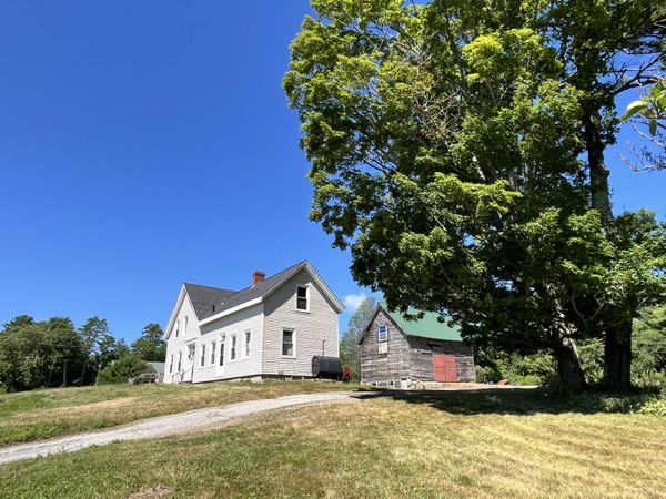 127 US Route 1, Nobleboro, ME 04555