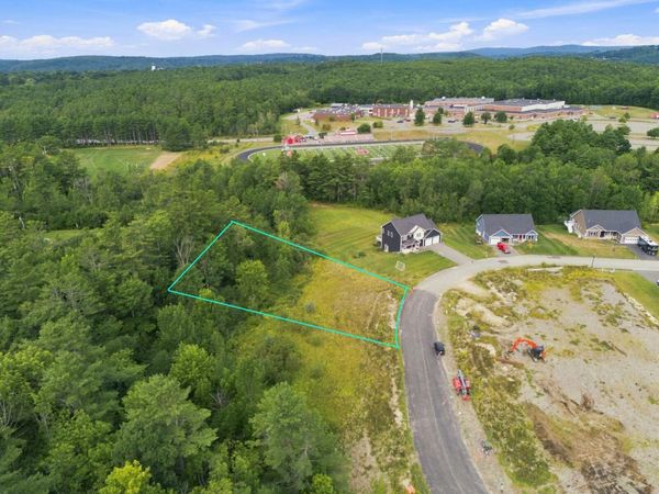 98 Fieldstone Drive , Augusta, ME 04330