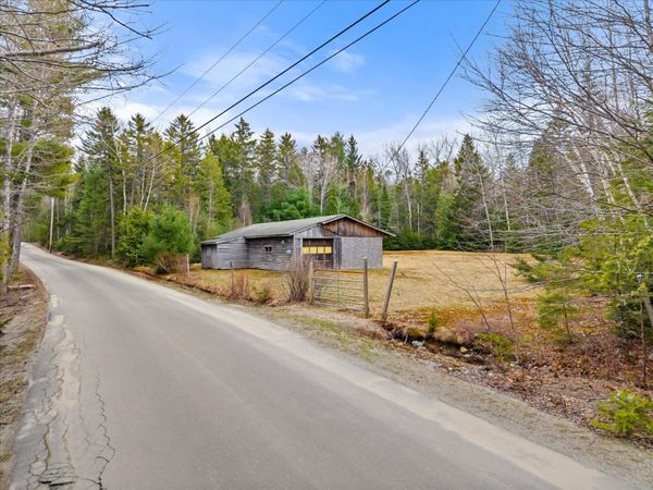 85 Coffin Road , Hancock, ME 04640