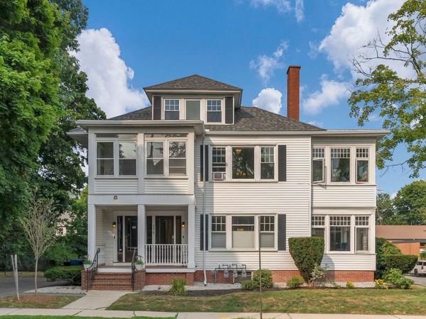381 Deering Avenue , Portland, ME 04103