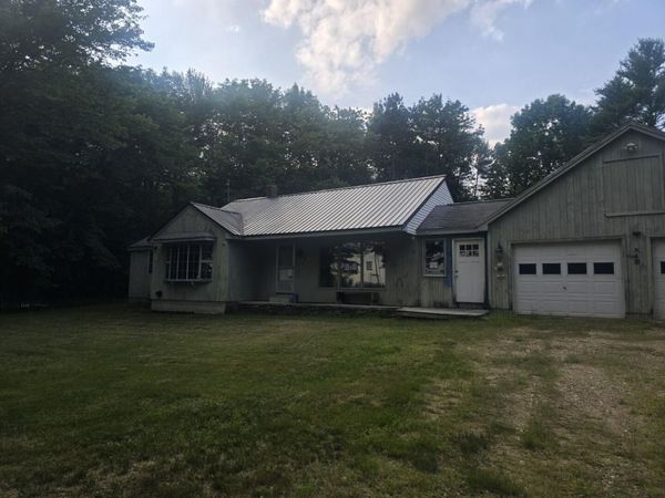 10 Colby Lane , Paris, ME 04281