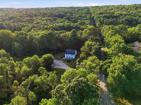 291 Penney Road , New Gloucester, ME 04260