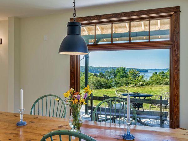 89 Reach Road, Sedgwick, ME 04676