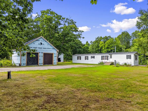 250 Violet Lane, Waldoboro, ME 04572
