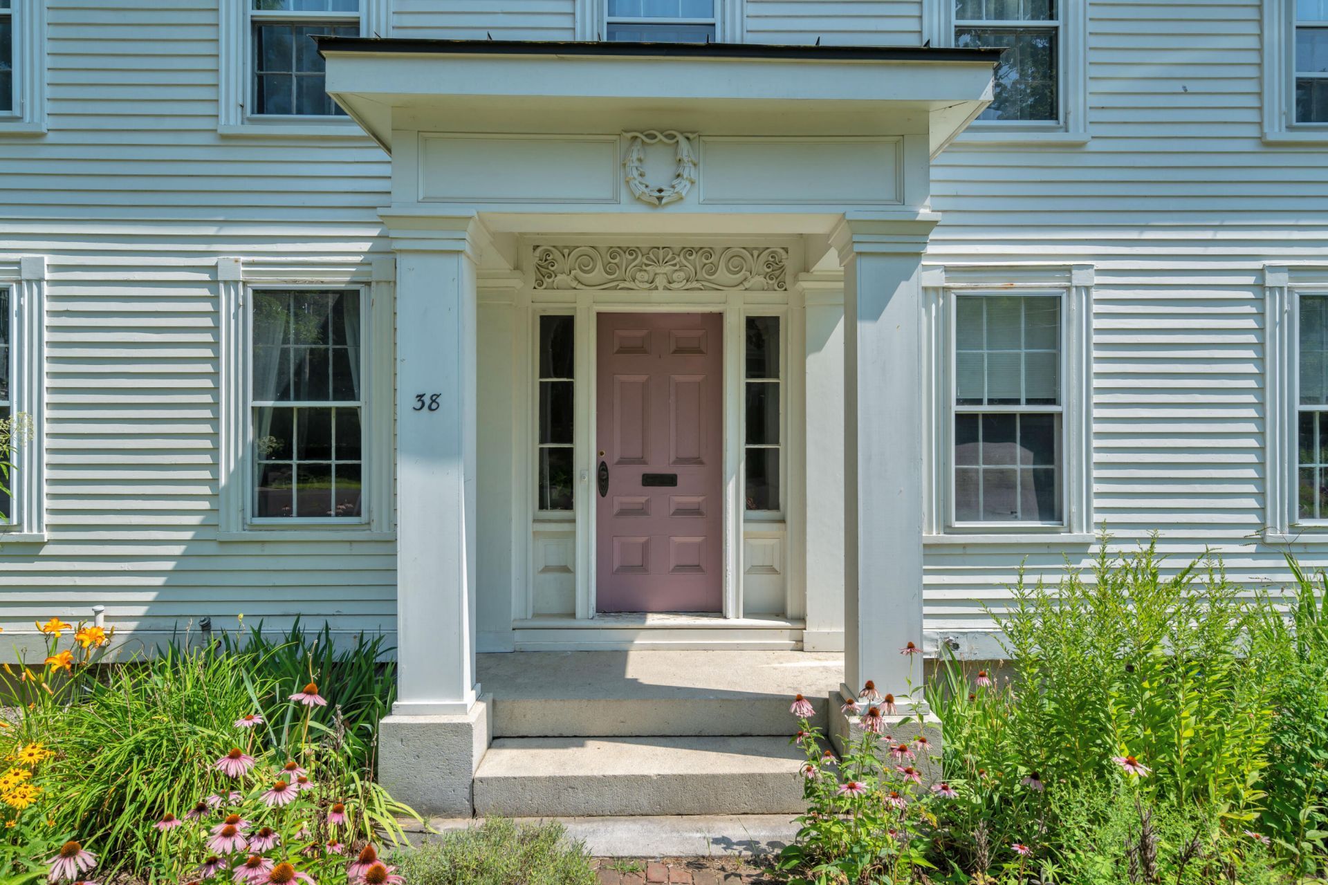 38 Congress Street, Belfast, ME 04915 Main Photo