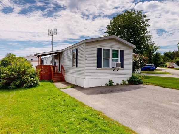 18 Blackberry Place , Kittery, ME 03904