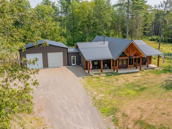 59 Black Road S, Searsport, ME 04974