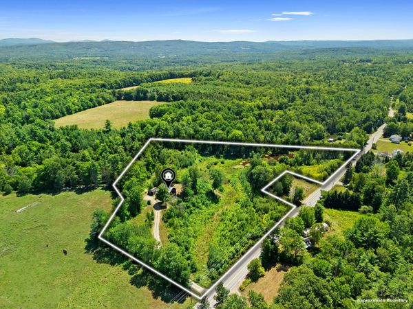395 Liberty Road , Washington, ME 04574