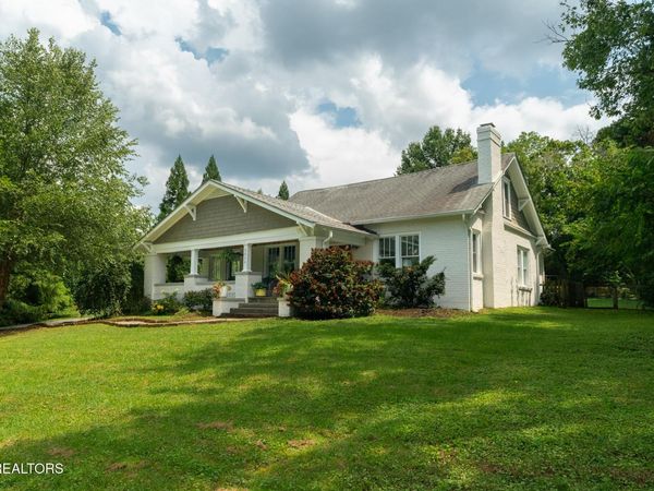 2516 Maple Drive, Knoxville, TN 37918