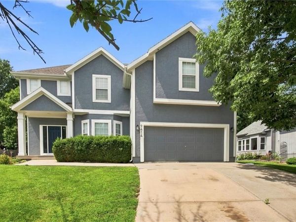 9414 Swarner Drive, Lenexa, KS 66215