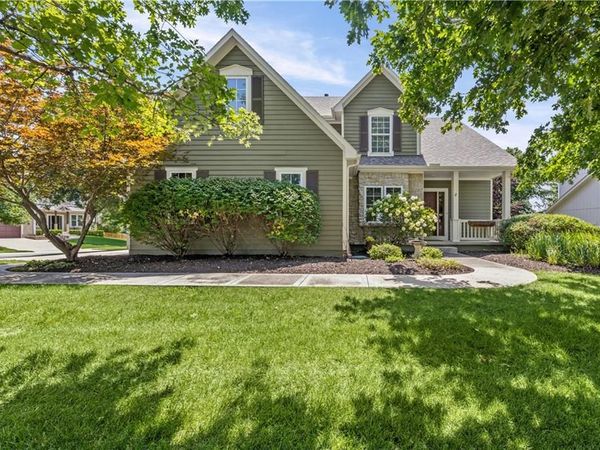 6001 Lone Elm Road, Shawnee, KS 66218