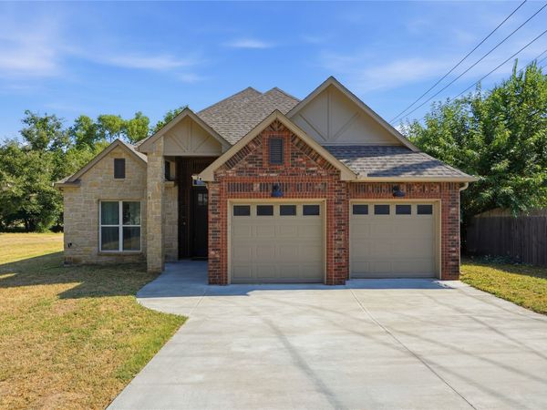 101 Woodview Lane , Sapulpa, OK 74066