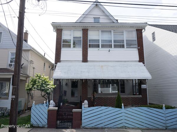 106 S Laurel Street, Hazleton, PA 18201