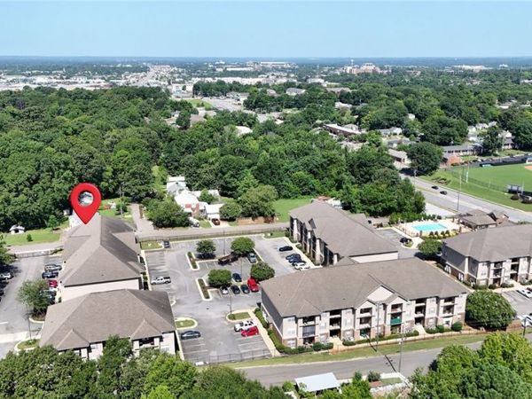 2301 Veterans Memorial Parkway , Unit 309, Tuscaloosa, AL 35404