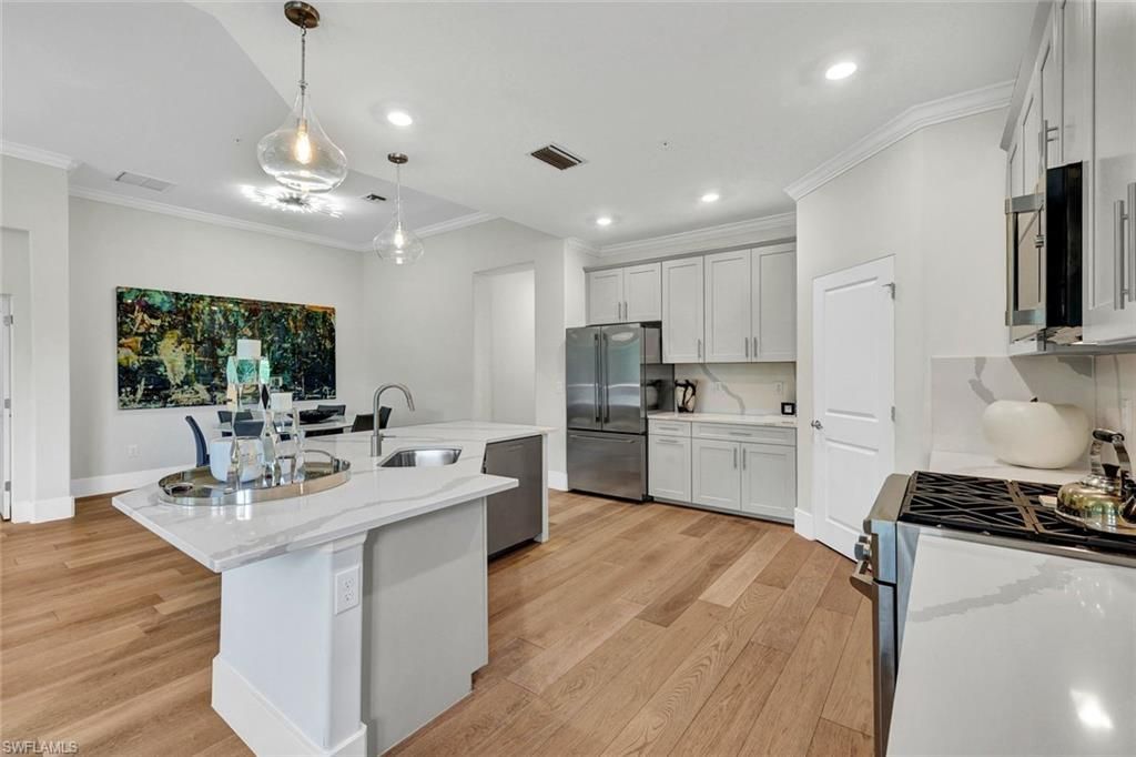 16356 Viansa Way , Unit 201, Naples, FL 34110 Photo