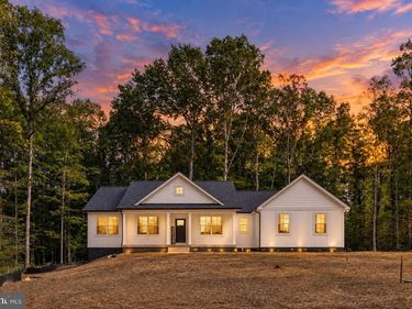 8425 SWAN WOODS ROAD, RHOADESVILLE, VA 22542