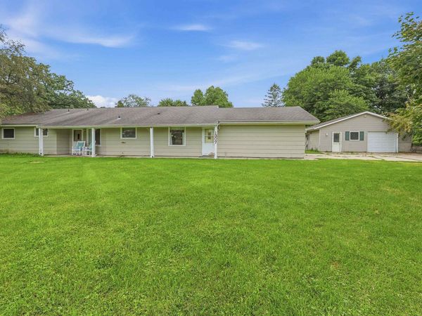 1307 E Lake Street, Horicon, WI 53032