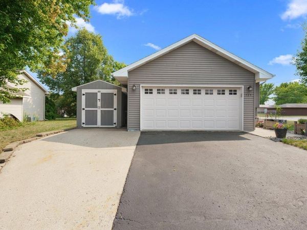 735 Laura Street, Prescott, WI 54021
