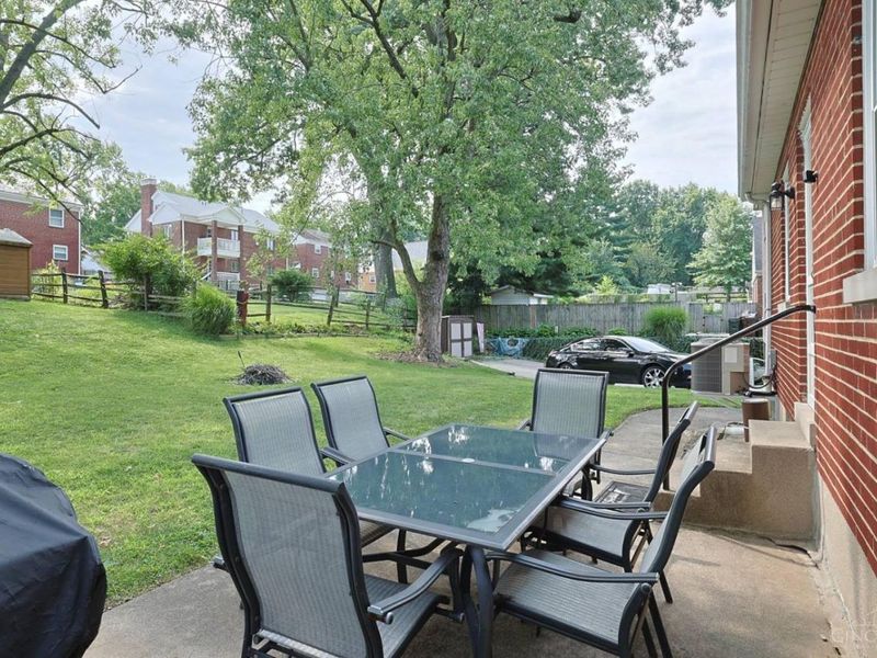 1132 Betty Lane, Delhi Township, OH 45238 Photo 27