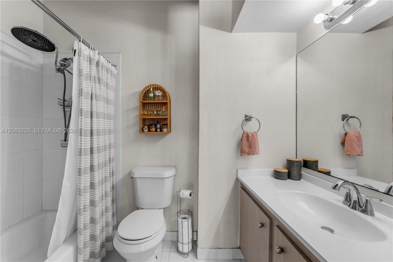 11209 SW 114th Lane Circle , Miami, FL 33176 Photo