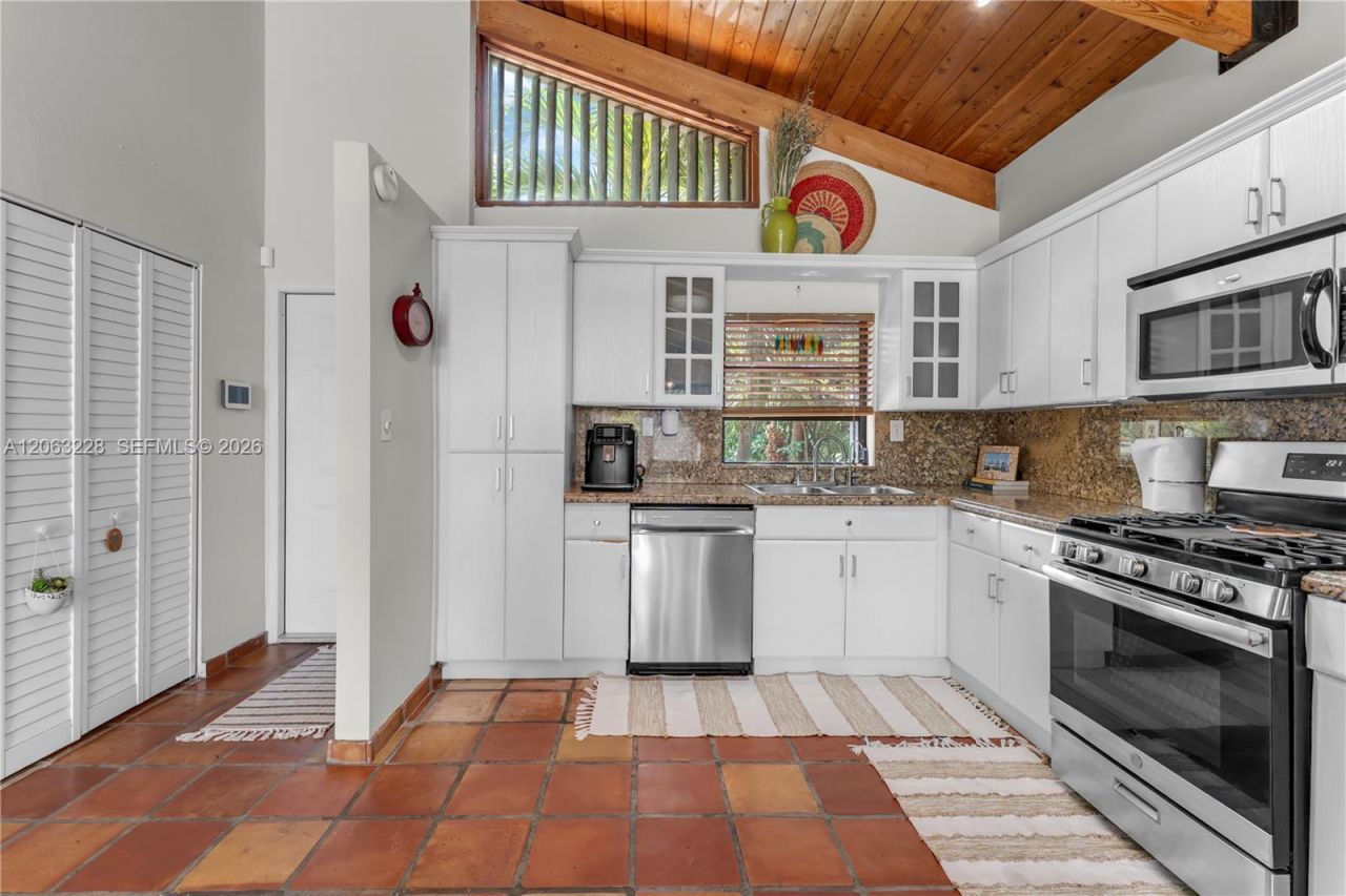 11209 SW 114th Lane Circle , Miami, FL 33176 Photo