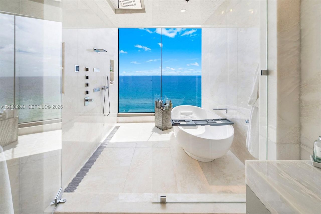 17975 Collins Ave , Unit N-1102, Sunny Isles Beach, FL 33160 Photo