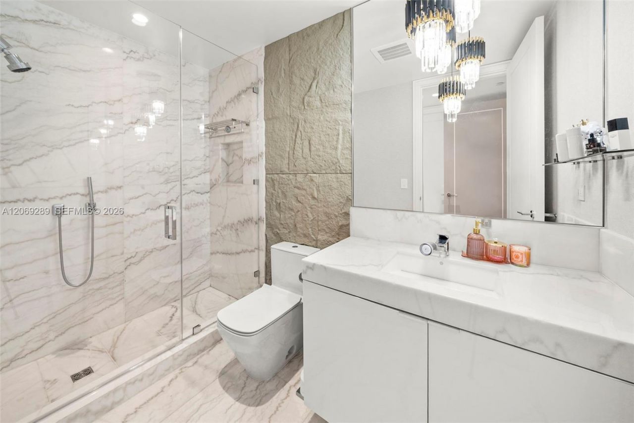 17975 Collins Ave , Unit N-1102, Sunny Isles Beach, FL 33160 Photo